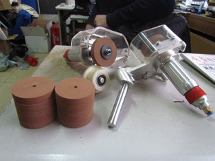 China Ponto baixo manual Handheld - da máquina de vidro do supressão da borda de E sistema de controlo pneumático fornecedor