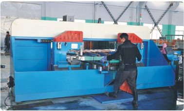 China Máquina de perfuração de vidro automatizada da mobília, costume da máquina de perfuração do Cnc fornecedor
