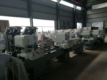 China 25000R / Máquina de trituração automática do entalhe mínimo da água da câmara da drenagem da maquinaria da janela de Upvc fornecedor