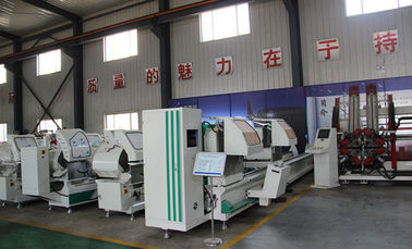 China A mitra do dobro do CNC da janela do PVC e da maquinaria da porta viu o equipamento de processamento fornecedor