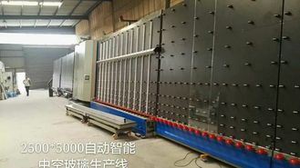 China equipamento de processamento do vidro de 5000mm com o robô automático 380v da selagem, linha de produção de vidro de isolamento automática fornecedor