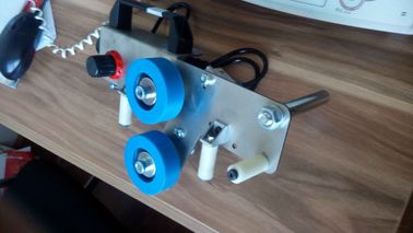 Imprensa manual Handheld do rolo de borda para unidades curvadas da vitrificação dobro fornecedor