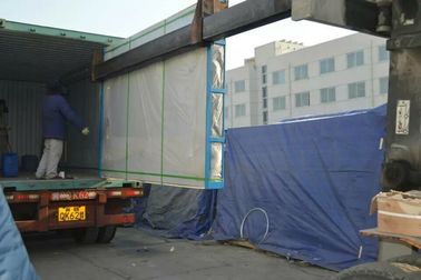 Máquina entregando de vidro do espeto do caminhão de empilhadeira para a linha de produção de vidro de isolamento fornecedor
