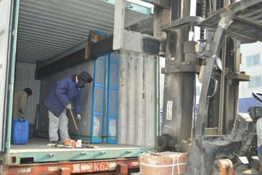 Máquina entregando de vidro do espeto do caminhão de empilhadeira para a linha de produção de vidro de isolamento fornecedor