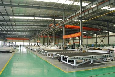 Tabela de vidro do corte do CNC para a linha de corte de vidro do CNC, máquina de corte de vidro do CNC com carga de vidro automática fornecedor
